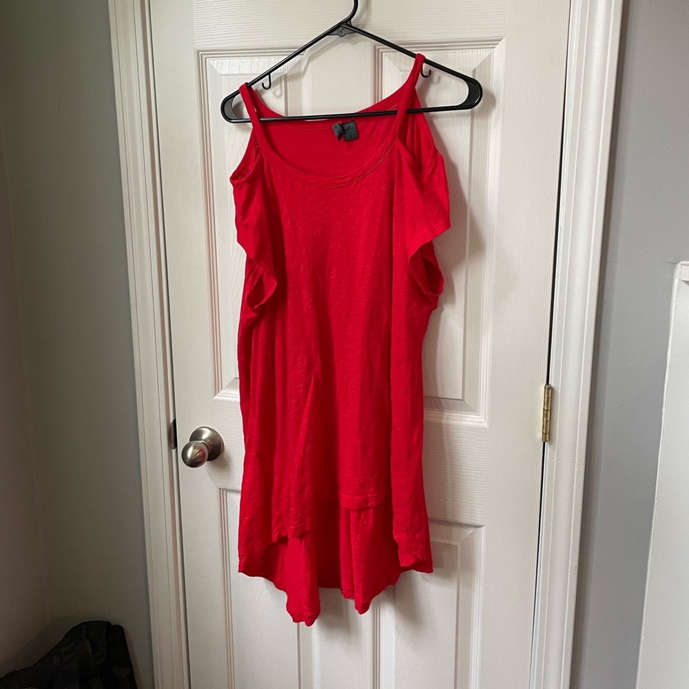 Cold shoulder tunic